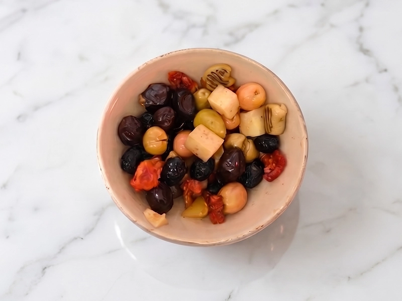 Zeytin Salatası